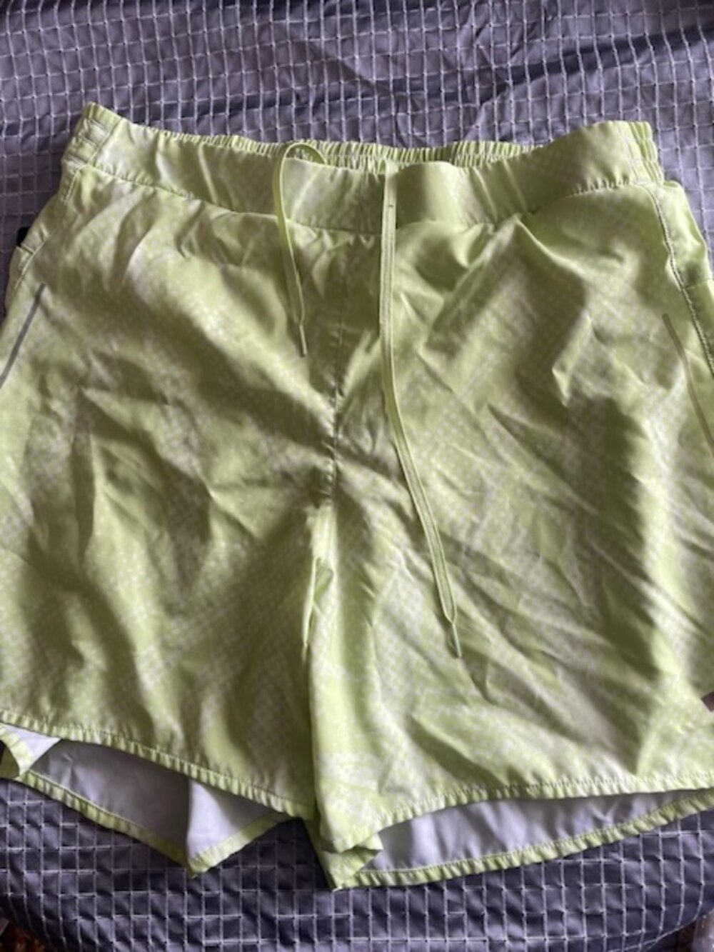 Adidas running/gym shorts size L inseam 5” with liner